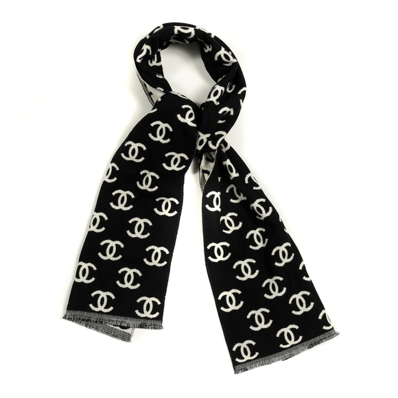 BNIB! Authenticated CHANEL CC Reversible Cashmere & Wool Scarf WRAP BLACK WHITE - Picture 7 of 16